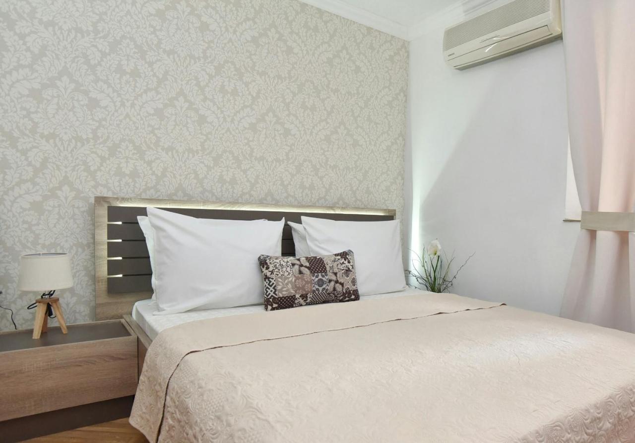 Palm Square 1 Old Town Apt Apartment Budva