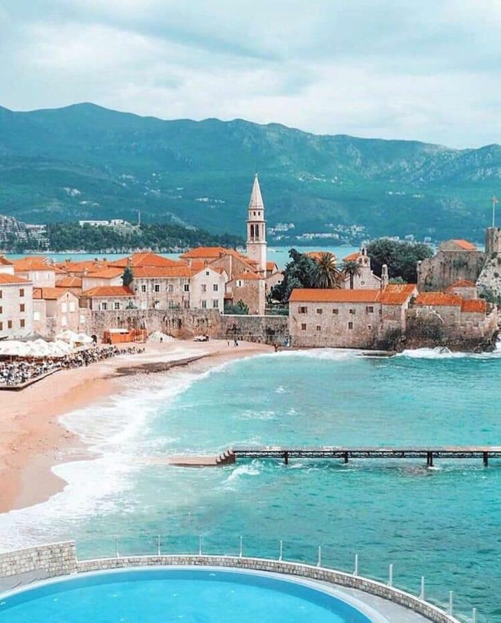 Palm Square 1 Old Town Apt Budva
